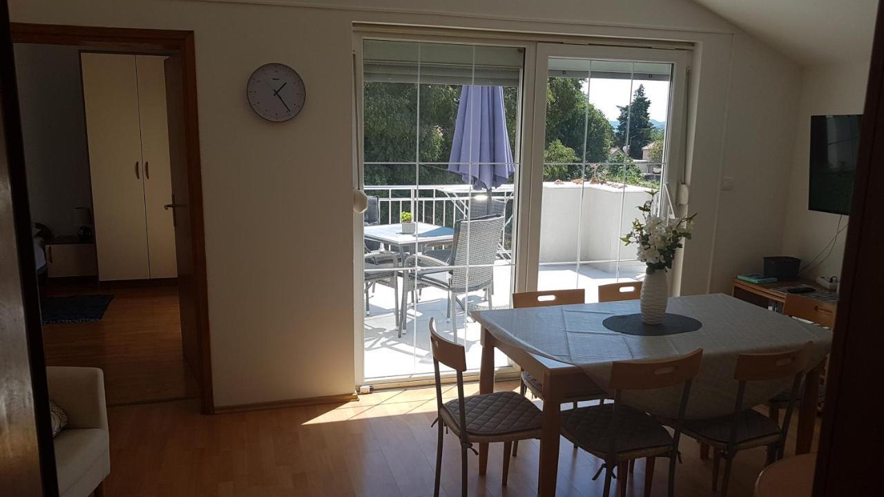 Apartments Luna Sveti Filip i Jakov Dış mekan fotoğraf