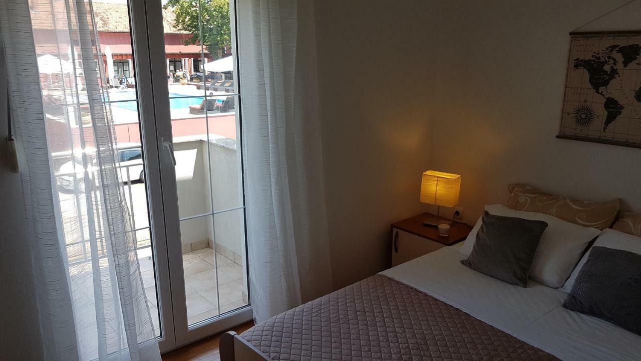 Apartments Luna Sveti Filip i Jakov Dış mekan fotoğraf