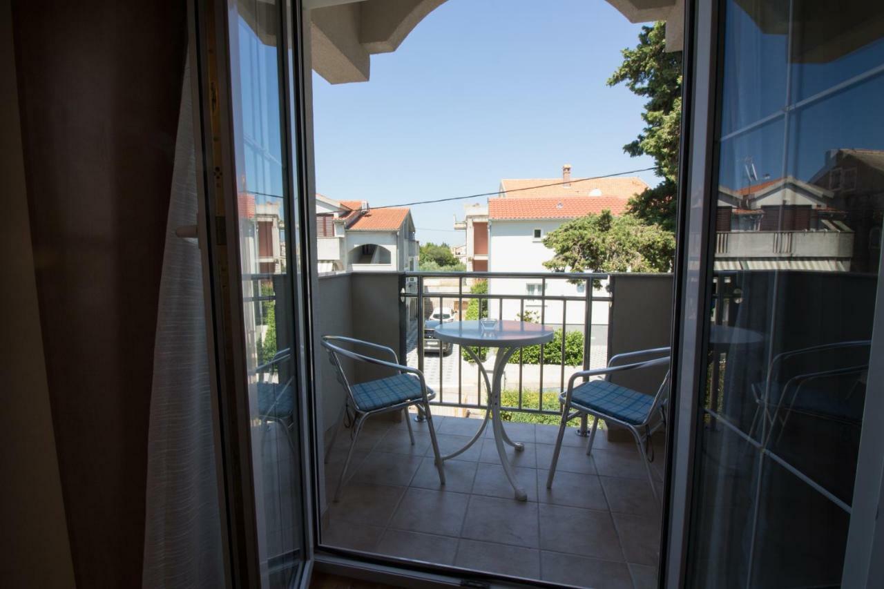 Apartments Luna Sveti Filip i Jakov Dış mekan fotoğraf